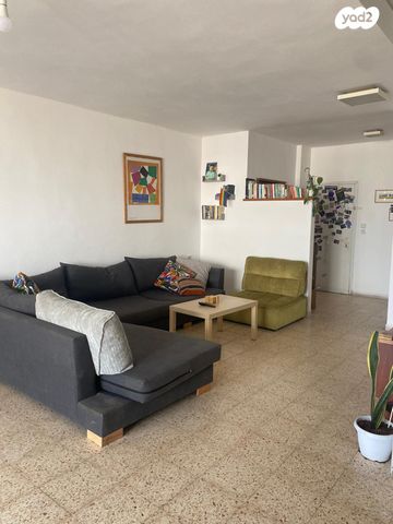 גג/ פנטהאוז, ב' / צפון מערב העיר, רחובות