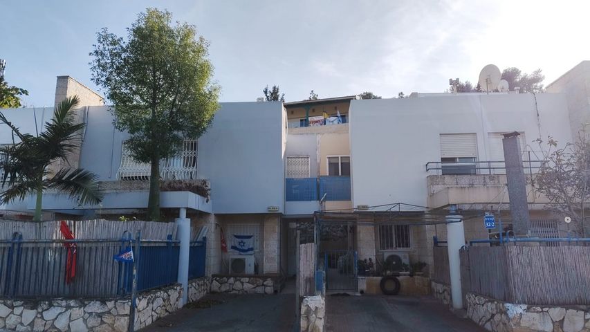 דירה, קורנית, הר יונה, נצרת עילית / נוף הגליל