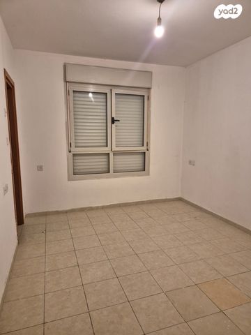 דירה, רחובות החדשה, רחובות