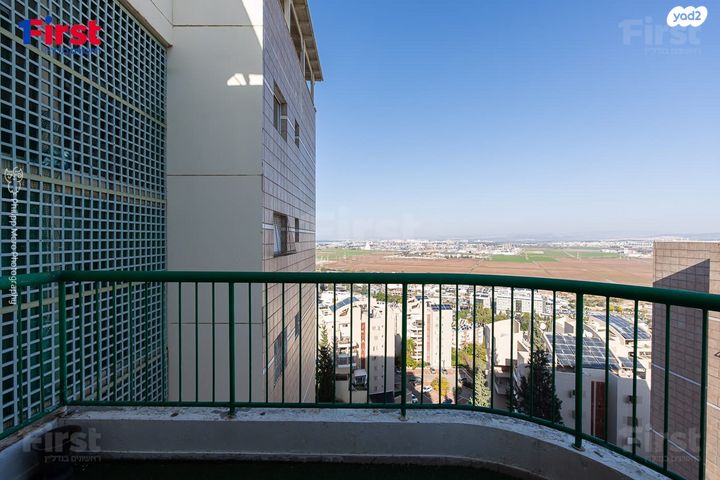 דירה, החצב, רמות יצחק, נשר