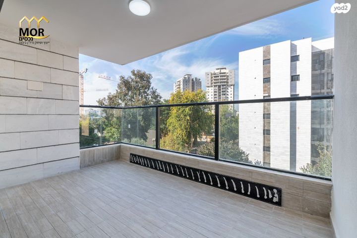 דירה, הדרור, נאות בן גוריון, יבנה