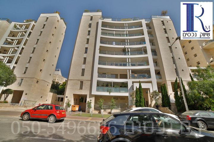 האלוף אהרון יריב 