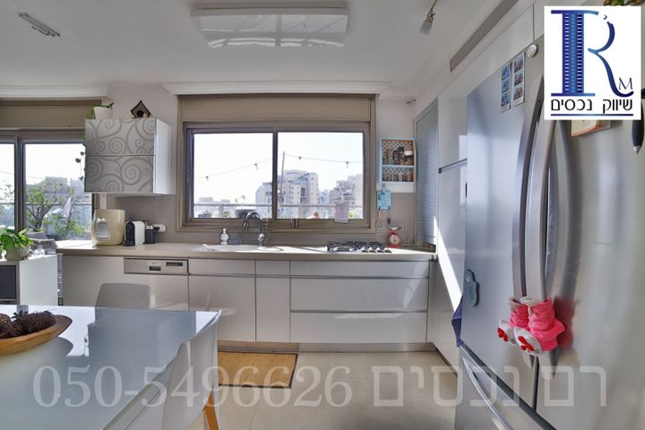 דירה, האלוף אהרון יריב, קרית אילון, חולון