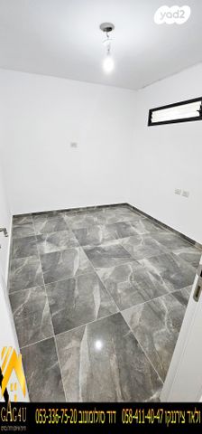 דירה, הרב עובדיה יוסף, מגדל אור, מגדל העמק