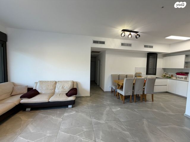 דירה, פרזון, יד אליהו, תל אביב יפו