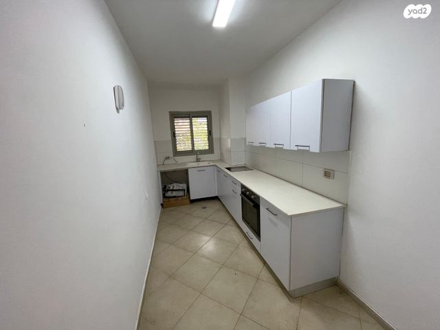 דירה, הרב קוקיס 12, עצמאות יוספטל, בת ים