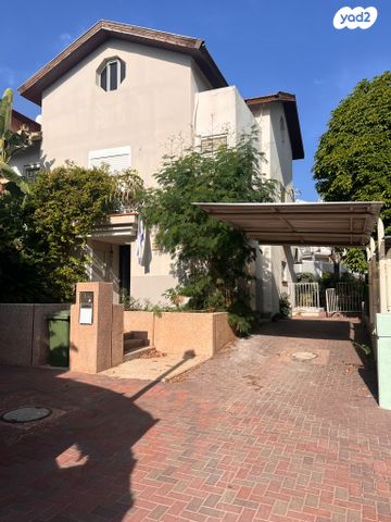 חיים גלעד 16