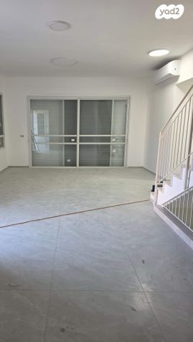 בית פרטי/ קוטג', עמירם, פרדס חנה כרכור