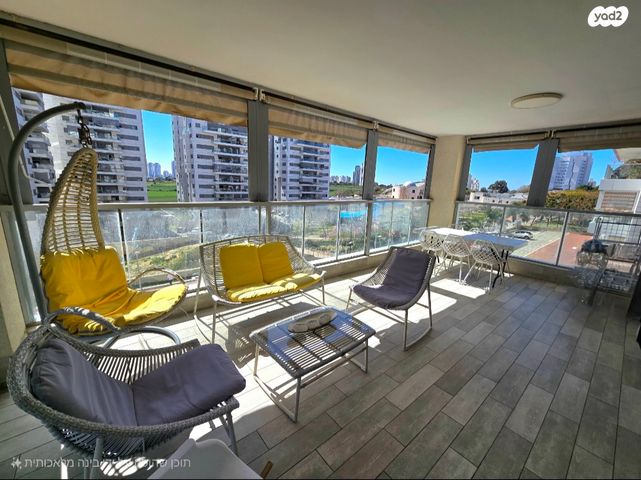 דירה, הגר"א 10, רמת חן ובן ציון, נתניה