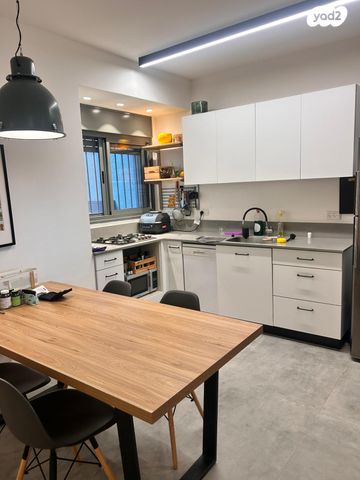 דירה, פרופ' שור, תל אביב יפו