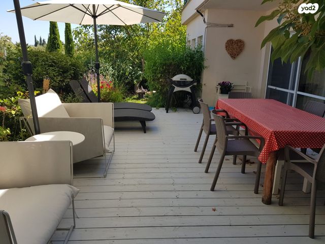 בית פרטי/ קוטג', עצמון שגב, עצמון שגב