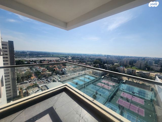 דירה, המגדל הלבן, שאר העיר, רמלה