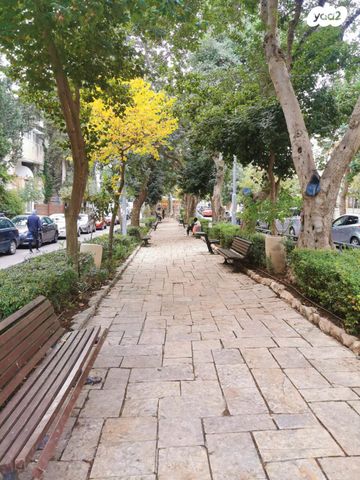 שדרות בן מיימון 