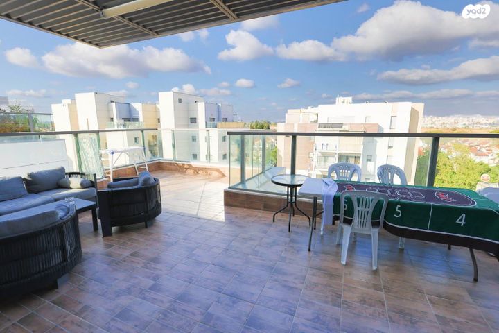 גג/ פנטהאוז, כפר סבא