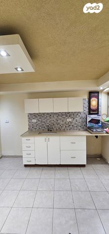 יחידת דיור, החרוב, כפר יונה