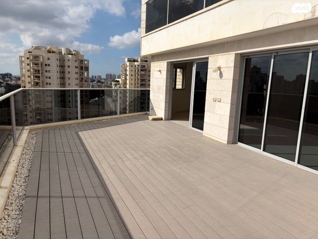 גג/ פנטהאוז, רמת הדקלים, גבעת שמואל