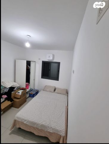 דירה, דבורה עומר, נאות שדה, רעננה