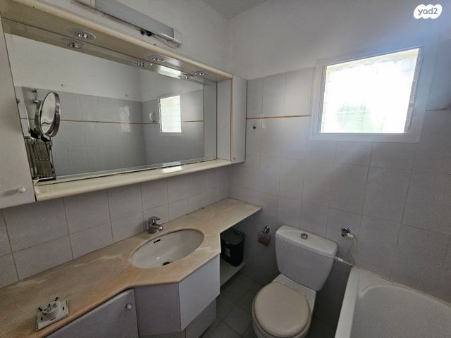 דירה, סירקין, פועלי הרכבת, גבעתיים