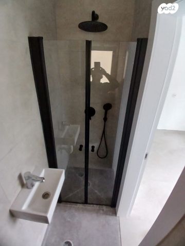 דירה, ששת הימים 25, רובע ד', אריאל