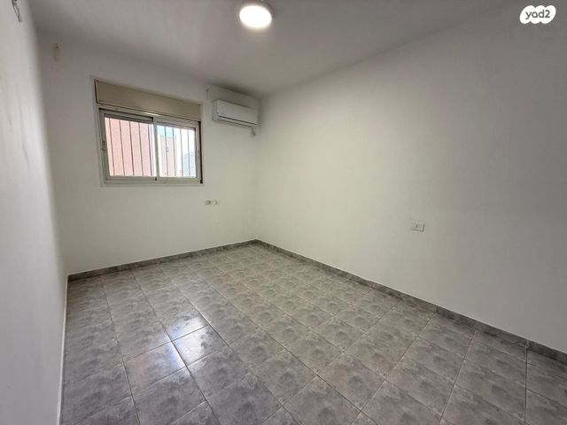 דירה, הנרי קנדל, העיר העתיקה, רמב"ם, דרום, באר שבע