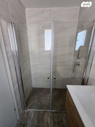 דירה, הצנחנים 15, נווה שרת, תל אביב יפו