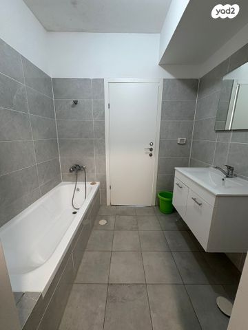 דירה, סברי מרנן, עיר היין, אשקלון