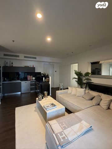 דירה, ניסים אלוני 2, צמרות איילון, פארק צמרת, תל אביב יפו