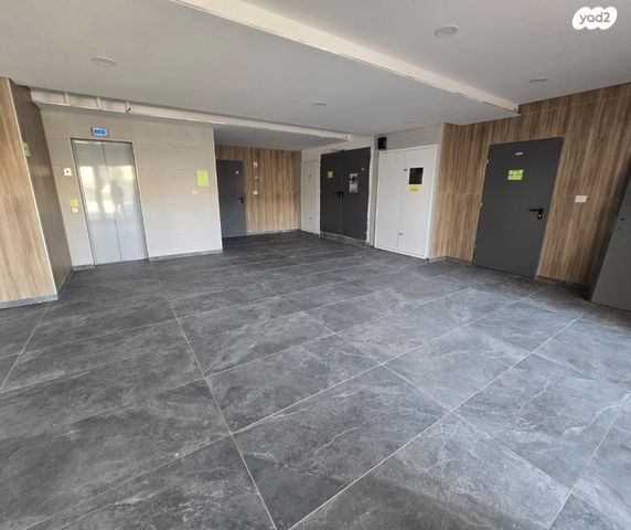 דירת גן, נהר הירדן, כרמיאל