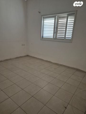 דירה, הרצל, פתח תקווה