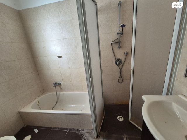 דירה, הרצל, פתח תקווה