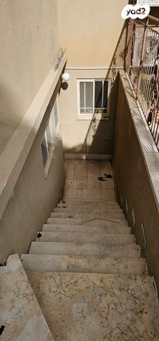 יחידת דיור, החרוב, כפר יונה