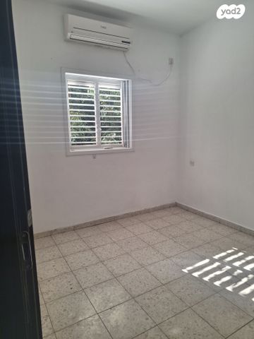 דירה, השר משה, נגבה, רמת גן