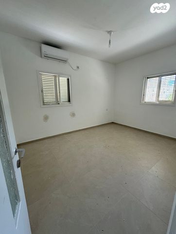 דירה, רמת הגולן, קרית שרת מזרח, חולון