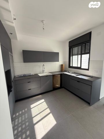 דירה, אור יהודה