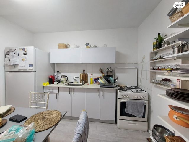 דירה, אדמונית 19, גני אביב, לוד