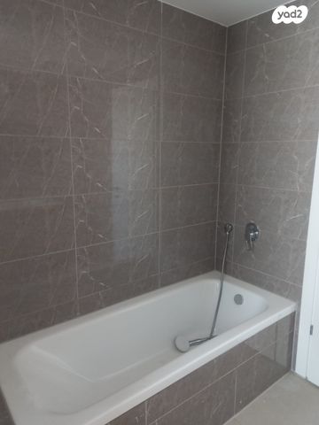 דירה, מרכז העיר דרום, נתניה