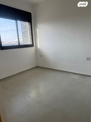 דירה, פיקוס 9, נווה גולן, יפו ג', תל אביב יפו