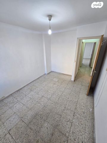 דירה, אילת 38, נאות רחל, חולון