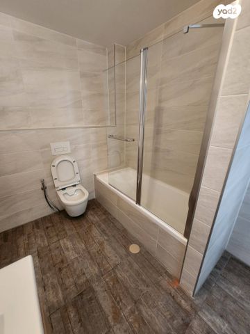 דירה, הצנחנים 15, נווה שרת, תל אביב יפו