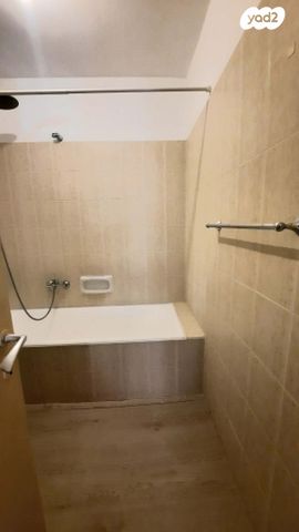 דירה, משעול הדולב, אשכול, כרמיאל