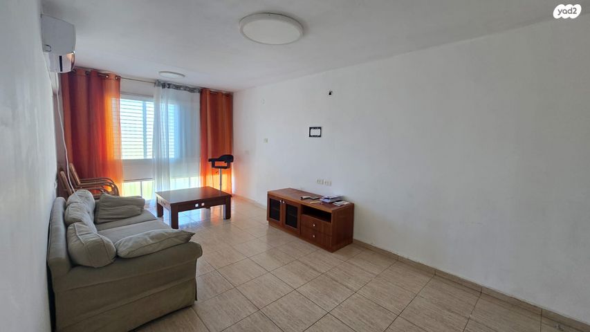 דירה, קיבוץ גלויות 80, גבעת שרה, נהריה