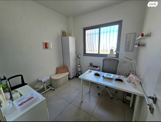 דירה, הגר"א 10, רמת חן ובן ציון, נתניה