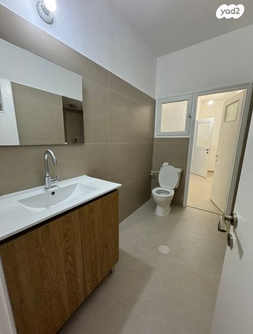 דירה, רמת הגולן, קרית שרת מזרח, חולון