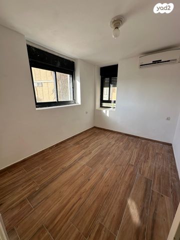 דירה, סהרון 12, נווה גולן, יפו ג', תל אביב יפו