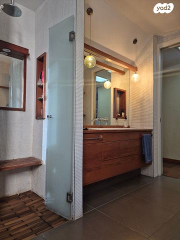 דירה, פנקס, תל אביב יפו