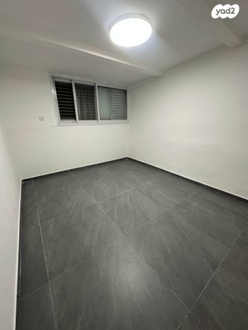 בית פרטי/ קוטג', הגאולה, המושבה הגרמנית, גן יבנה