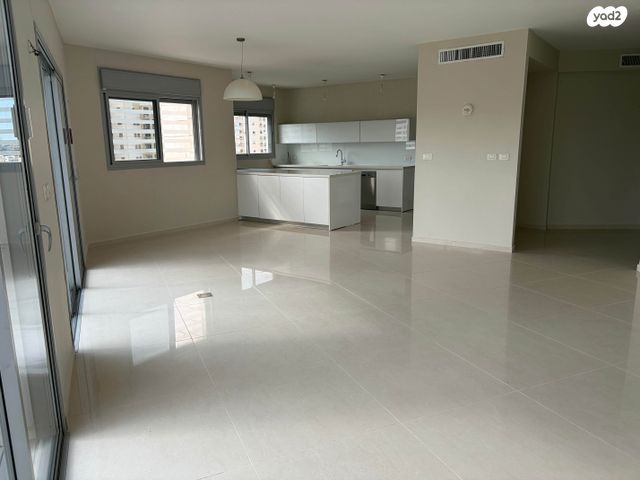 גג/ פנטהאוז, רמת הדקלים, גבעת שמואל