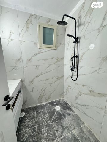 דירה, יצחק בן צבי 16, קרית חיים מזרחית, חיפה