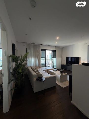 דירה, ניסים אלוני 2, צמרות איילון, פארק צמרת, תל אביב יפו