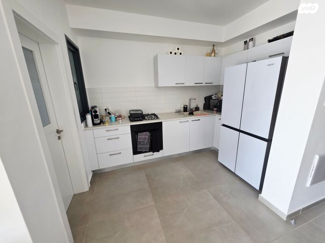 דירה, בר כוכבא, הרצליה